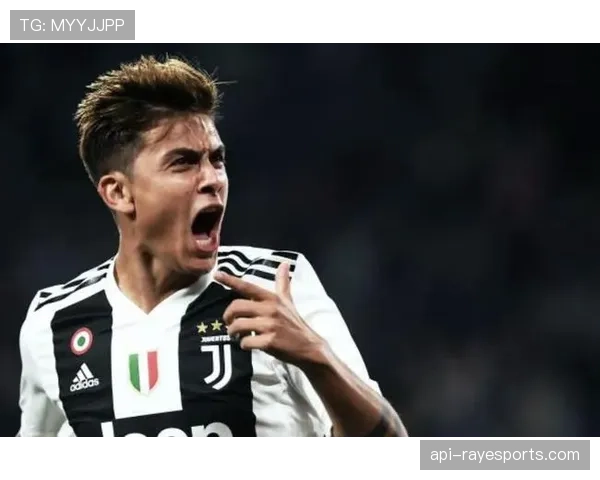 “瞬间:多特边锋阿德耶米突破下底,精准传中助攻菲尔克鲁格头球破门” “瞬间:多特边锋阿德耶米突破下底,精准传中助攻菲尔克鲁格头球破门”